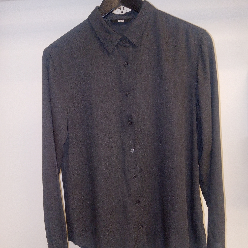 Uniqlo Women's Charcoal Gray Button-Down Shirt